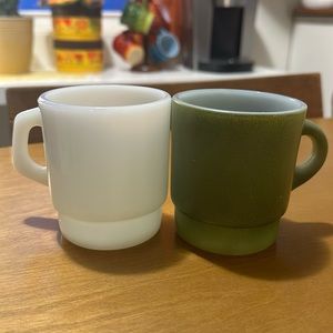 5/$25 Two stackable fire king cups! Great condition